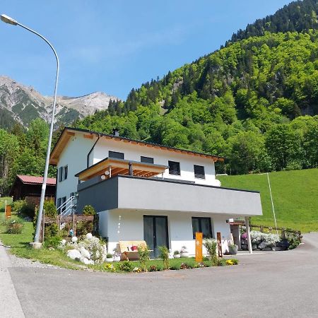Haus Bazigg Apartment Klosterle am Arlberg Ngoại thất bức ảnh