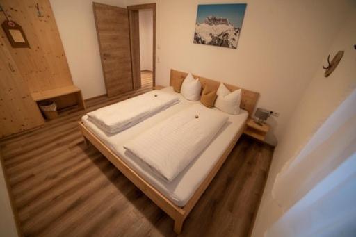 Haus Bazigg Apartment Klosterle am Arlberg Ngoại thất bức ảnh